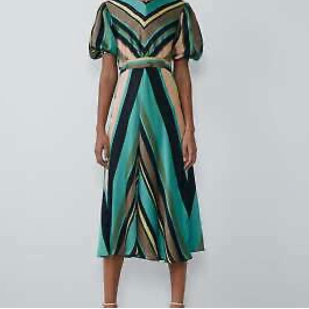 NWOT Elegant Multicolor Chevron Dress